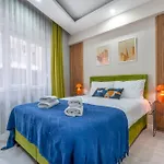 Highland Maxi Homes Modern Center