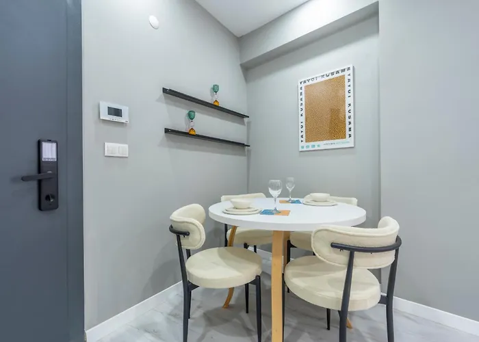 Highland Maxi Homes Modern Apartment City Center Antalya