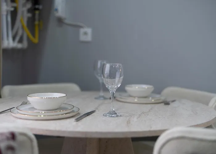 Highland Maxi Homes Modern Apartment City Center *