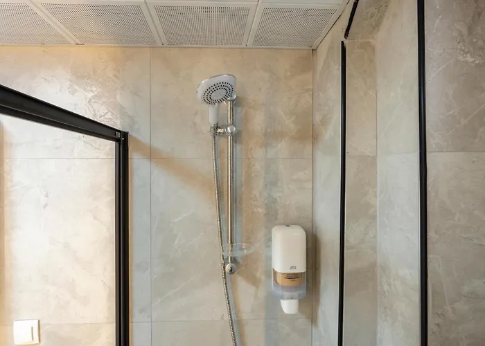 Highland Maxi Homes Modern Apartment City Center Apartamento *