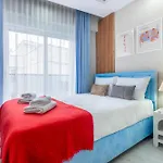 Highland Maxi Homes Modern Center 아파트 *
