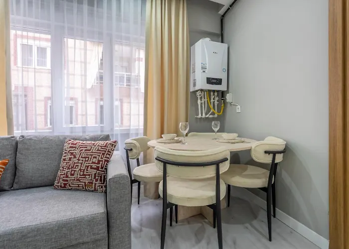 Lägenhet Highland Maxi Homes Modern Apartment City Center Antalya