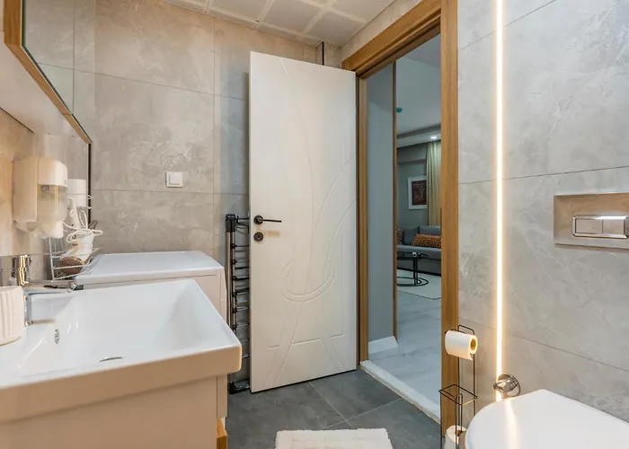 Highland Maxi Homes Modern Apartment City Center Lägenhet Antalya