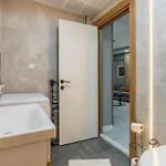 Highland Maxi Homes Modern Center アパート アンタルヤ